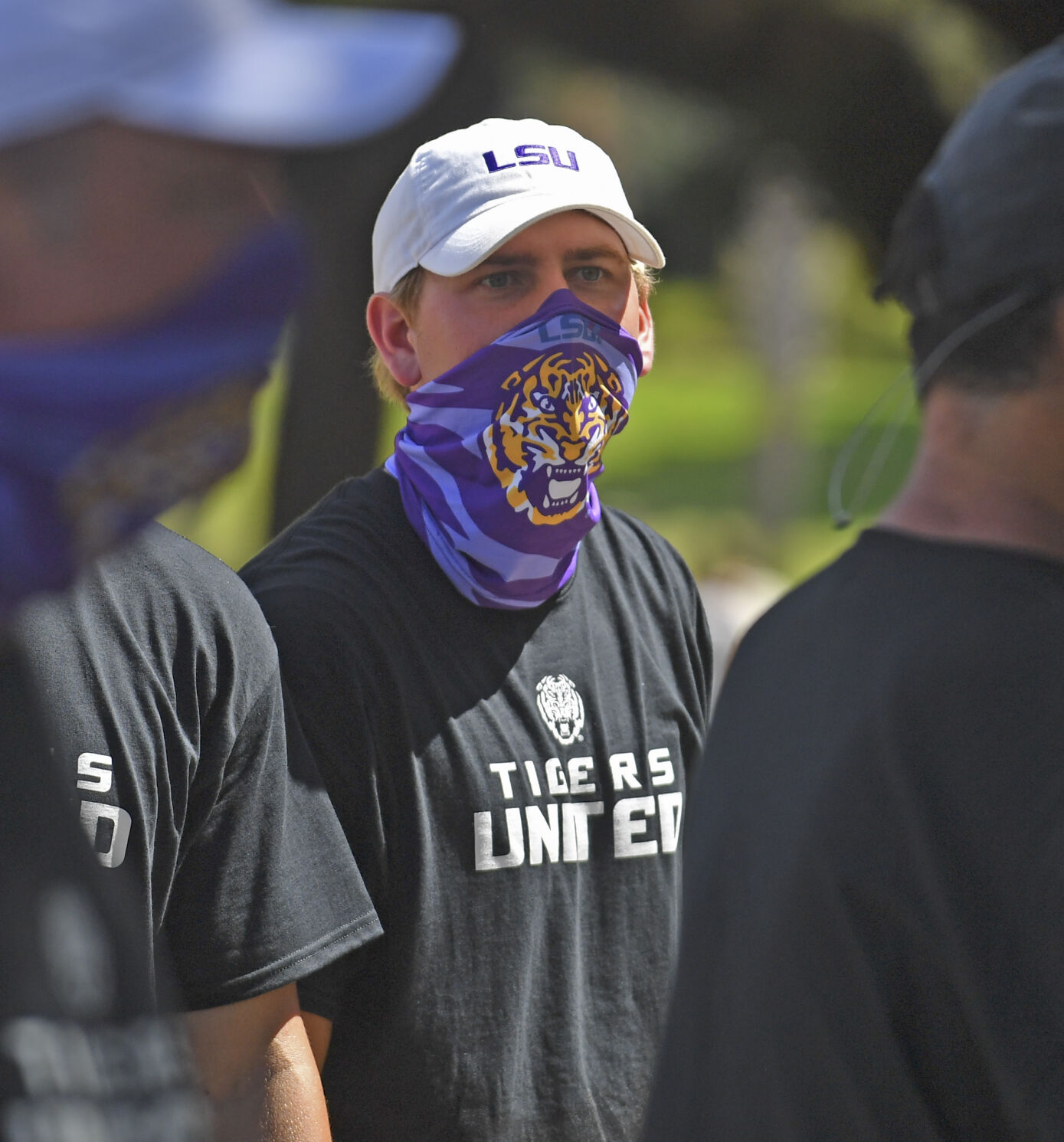 BR.lsumarch.091320 HS 803.JPG